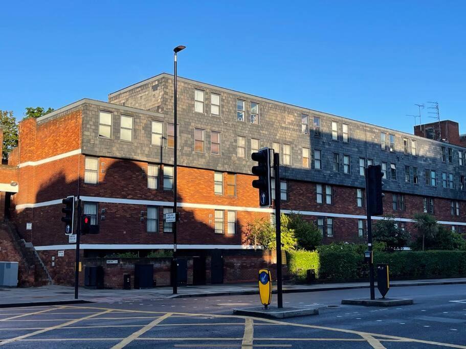 Amazing Apartment Central London Near Tube Station エクステリア 写真